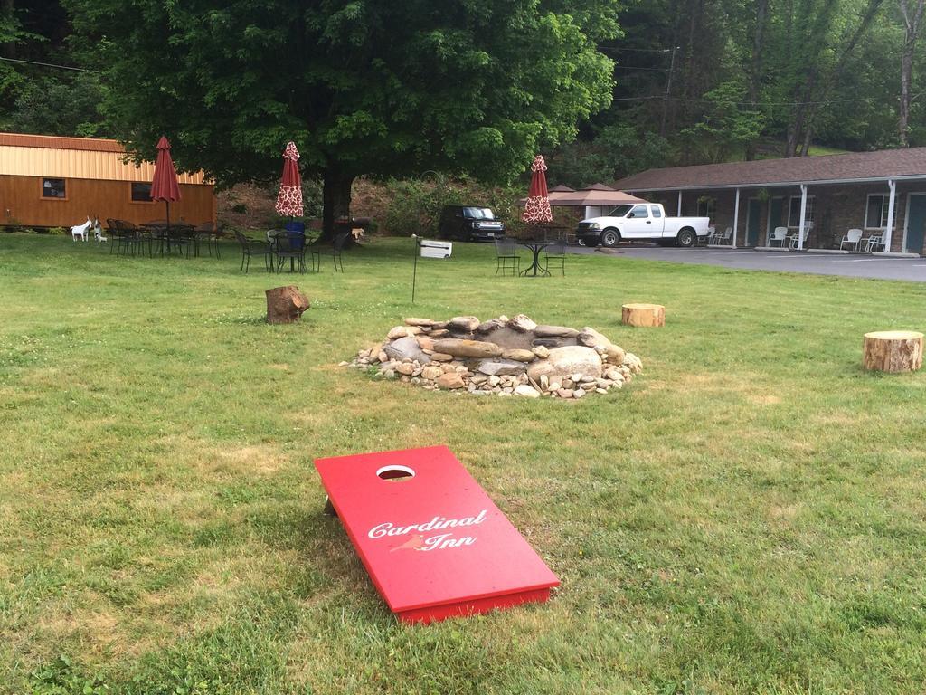 Cardinal Inn Maggie Valley Buitenkant foto