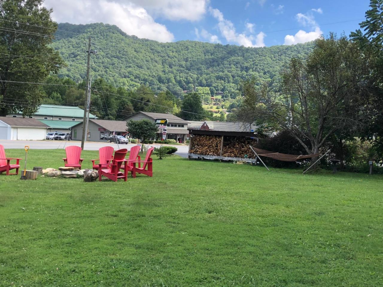 Cardinal Inn Maggie Valley Buitenkant foto